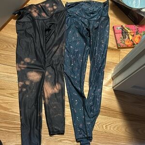 Two teeki yoga leggings size s small blue denim & roses, beads